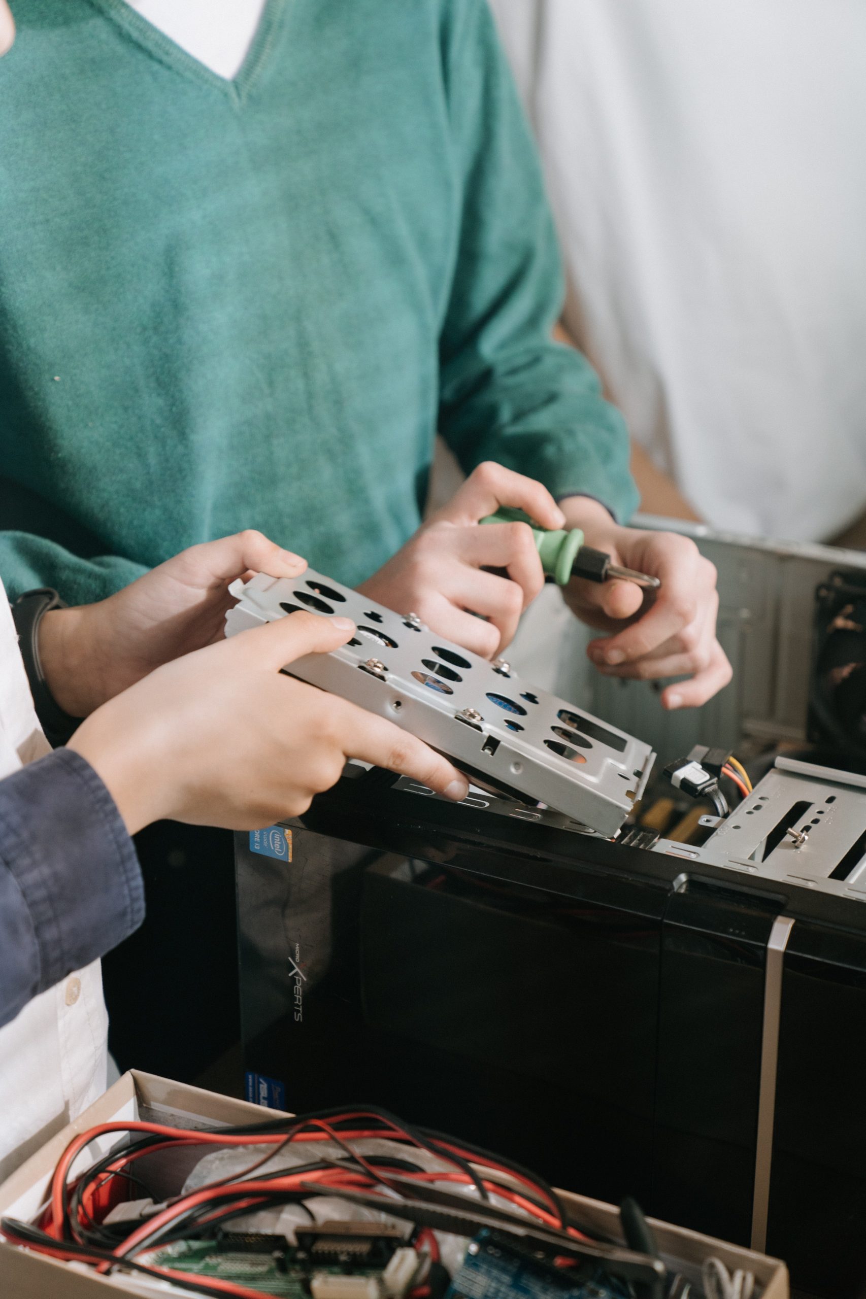 repair computer hardware